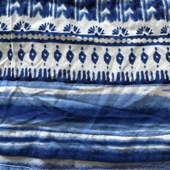 beachlunchlounge summer dress Blue and White Sleeveless Summer Dress - Picture 4 of 14